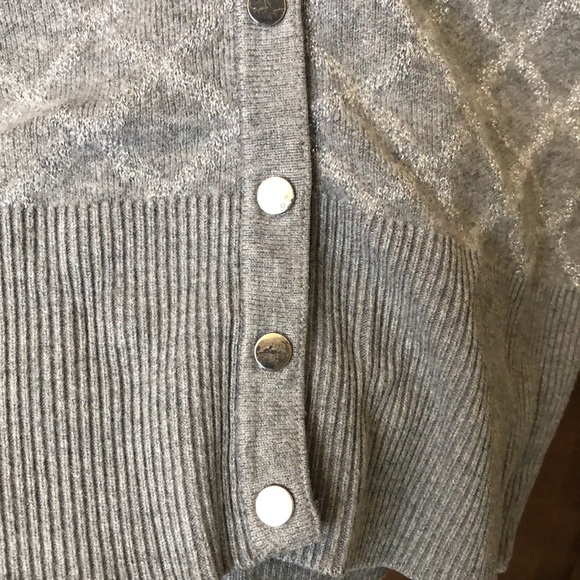 XS WHBM Women’s Snap Front Sweater - Picture 5 of 6